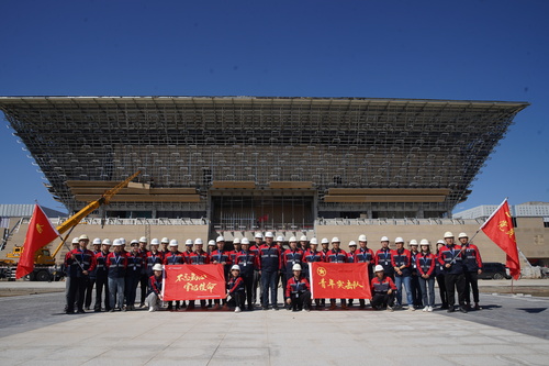 2.建设集团在武威雷台景区文化旅游综合体项目成立党员先锋队和青年突击队.jpg